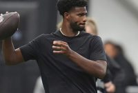 NFL به دلیل تماس شوخی پسرش به شیدور سندرز ، آتلانتا و جف اولبریش را جریمه می کند