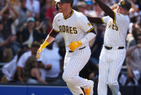 شعار “ورق های مقدس” به عنوان جرم Padres Slugger Power Team رشد می کند شعار “ورق های مقدس” به عنوان جرم Padres Slugger Power Team رشد می کند